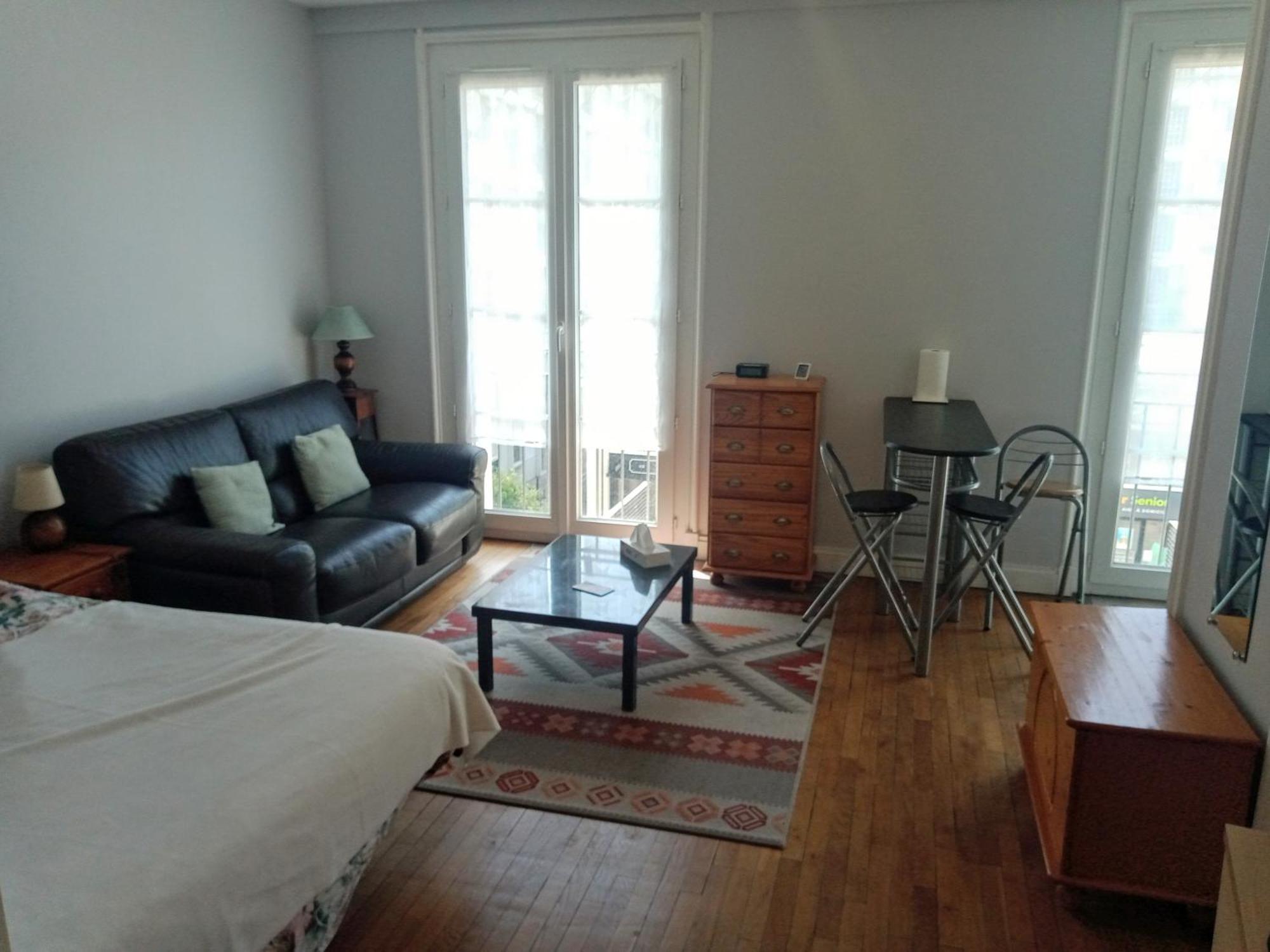 Appartement Perret 105 Rue Victor Hugo, Lumineux, Plein Centre, Parking Prive Arrivee Autonome Tout A Pied Le Havre Exterior foto