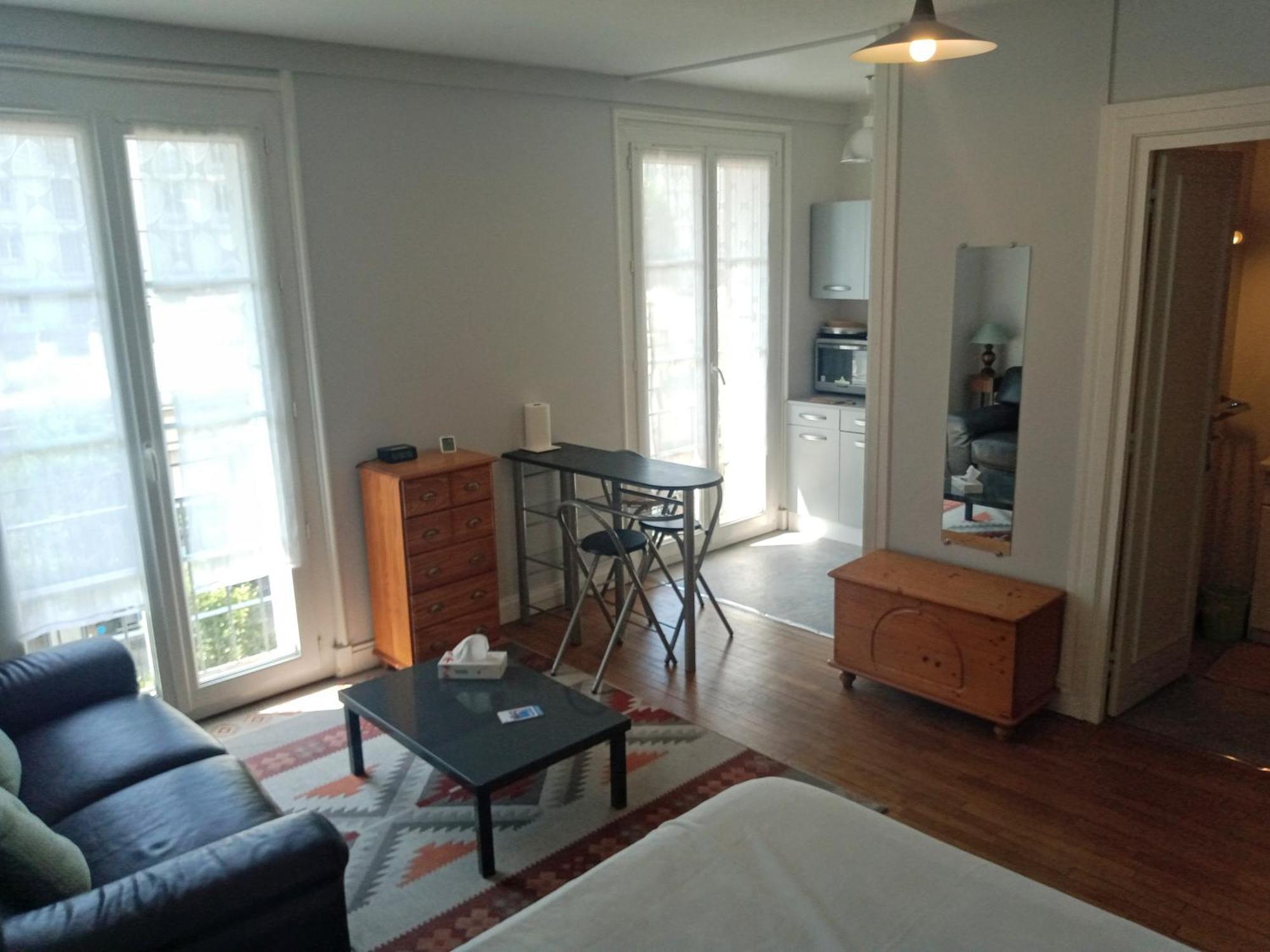 Appartement Perret 105 Rue Victor Hugo, Lumineux, Plein Centre, Parking Prive Arrivee Autonome Tout A Pied Le Havre Exterior foto